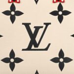 Louis Vuitton On the Go GM M45372