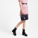Louis Vuitton Pochette Metis Navy M44071 Pink M44018 Black M41487